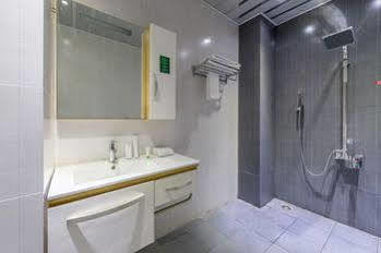Hotel Treebo Golden Pearl Koramangala Bangalore Exterior foto